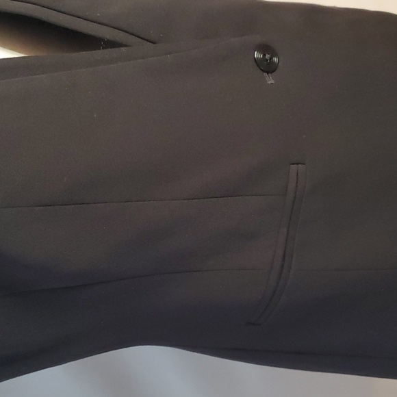 White House Black Market Vest - Picture 2 of 5